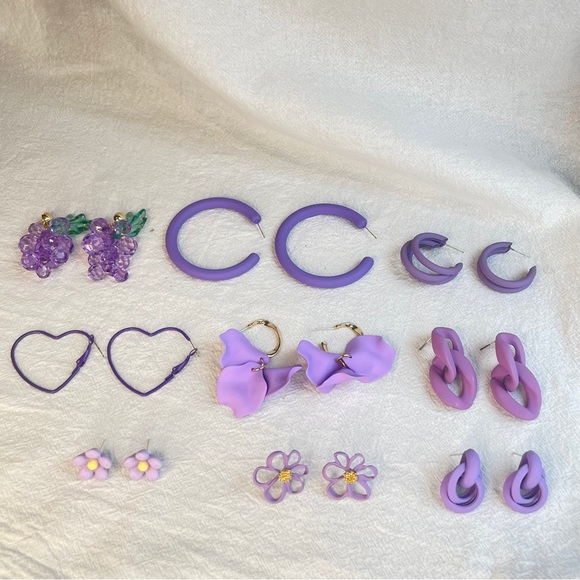 Jewelry - PURPLE EARRINGS BRAND NEW